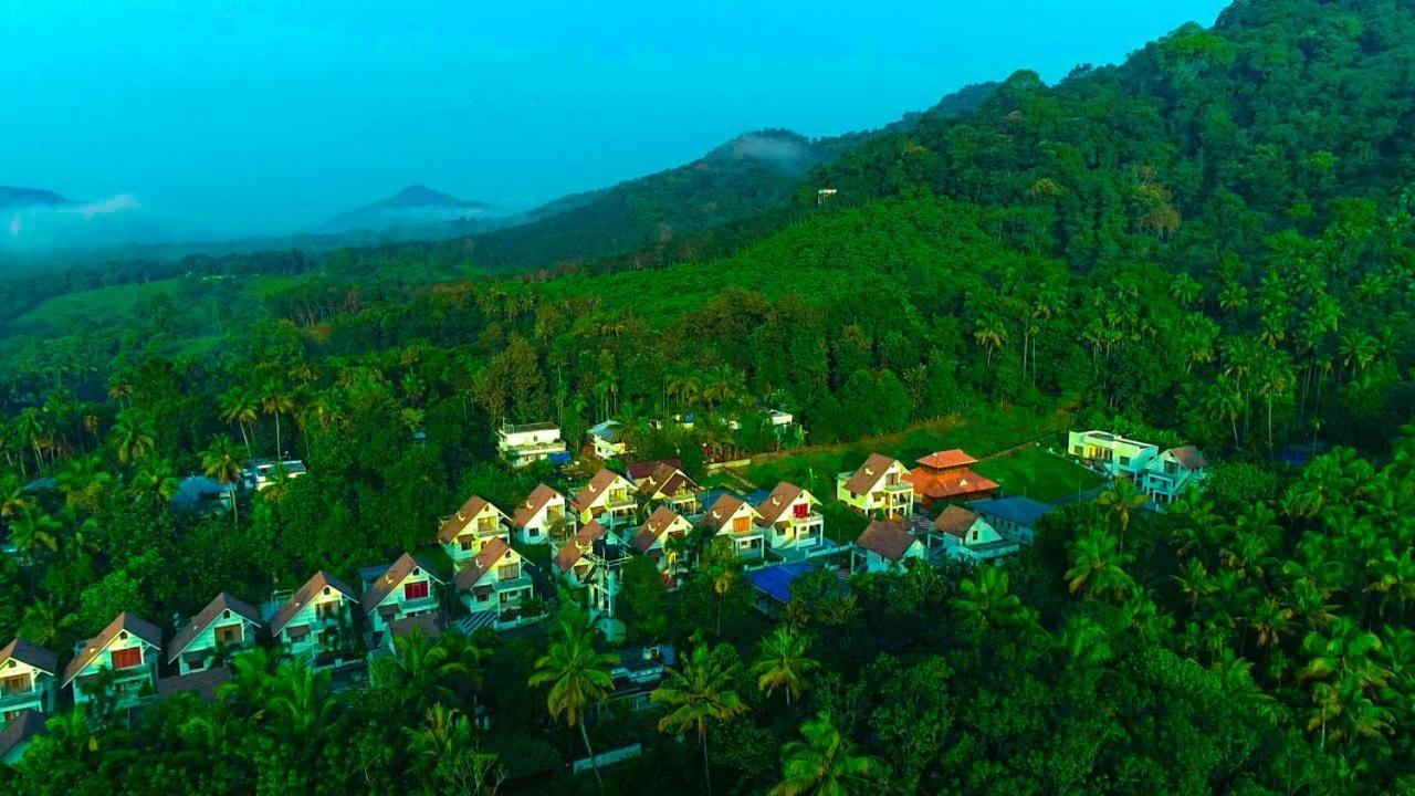 Nest Resorts Athirappilly Exterior photo