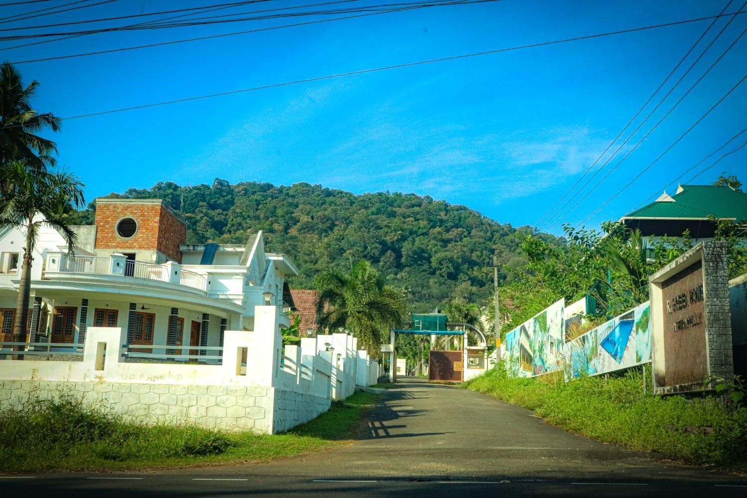 Nest Resorts Athirappilly Exterior photo